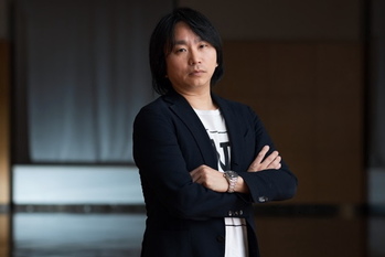 パラレルキャリア,上田岳弘