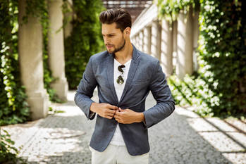 稼ぐ経営者が「服の季節感」にこだわる理由