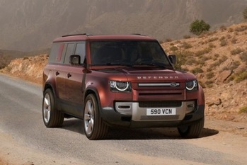 ランドローバー・ディフェンダーが日本での予約受注を開始