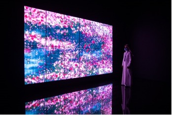 チームラボと草間彌生が光の祭典に参加　なぜ日本のアートは世界の心を捉えるのか