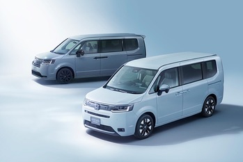 【最新モデルNEWS】ホンダ・ステップWGNがさらに魅力アップ！ 上質な「AIR EX」と精悍な「SPADA PREMIUM LINE BLACK EDITION」を公開