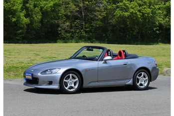 【20世紀名車】「ホンダS2000」は21世紀に向けたホンダのシンボルとして開発。それは超高回転型エンジンを搭載したFRリアルスポーツだった