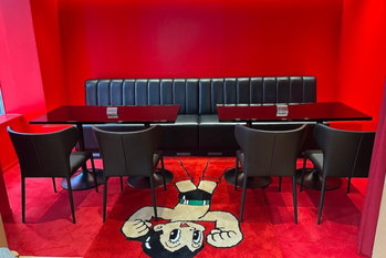 「鉄腕アトム」とコラボも！「オニツカタイガー」が銀座にブランド初のカフェ併設のポップアップ　