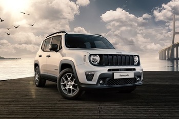 Jeepブランド初のマイルドハイブリッドモデル「レネゲードe-Hybrid」が日本デビュー