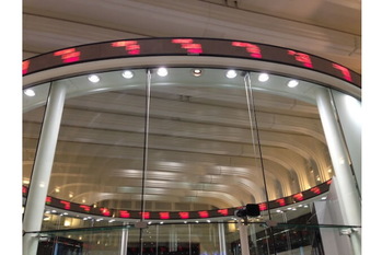 小学館やポケモンも出資するオーバーラップHDが新規上場へ　「紙から広げるIP」戦略でグロース市場に挑む