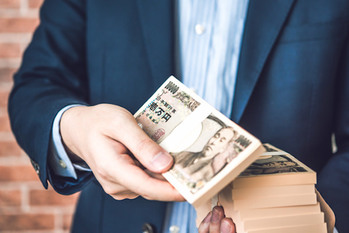 億り人, 銘柄, 資産