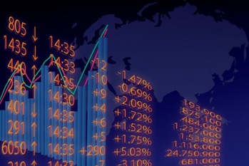 米景気次第で、ナスダックは年末にかけ再調整の可能性も