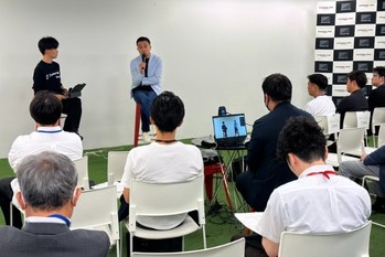 スタートアップ企業が老舗企業を買収した「理由」とは