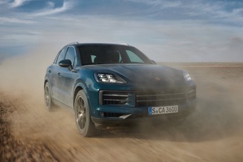 「ポルシェ史上でも最大級の広範な製品アップグレード」を謳う改良型ポルシェ・カイエンが日本デビュー