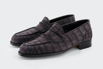 341万円のクロコの限定ローファーも発売！「ジョン ロブ」の丸の内店が新東京ビルに移転オープン