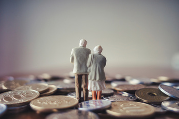 ドバイの大富豪の新しい習慣 世界一やさしいAIでお金を増やす方法