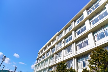 高校無償化は年収いくらまで？高校から大学受験までにかかる費用を計算