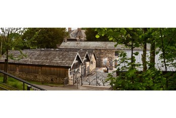 【レポート】レイクス蒸留所とは｜多彩な味わいを生む“エレヴァージュ”製法