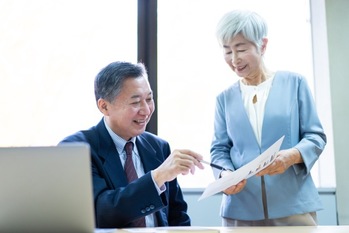 高齢者の雇用状況は改善も、65歳以後に働ける環境整備が課題