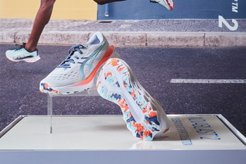 中国で売上高1000億円突破目前　ファッションとランニングの二枚看板で最高益のアシックス