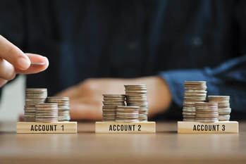 一つの収入源に頼るリスクと複数の収入源を持つことの重要性とは？