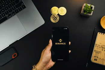 BINANCE,バイナンス