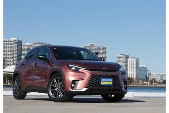 日産エルグランドが一部仕様変更で先進安全装備の拡充を敢行