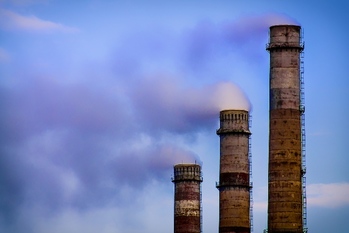 中国が「世界最大の炭素取引市場」をスタート、地球温暖化防止の救世主となるか？