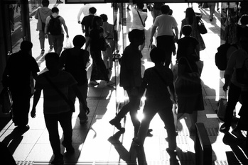 株式投資をやっている人の割合は？資産運用をしているのはどんな人たち？