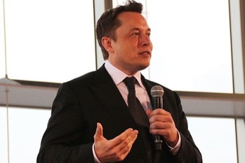 テスラ社のイーロン・マスクCEOが掲げる「3つのC」の意味と重要性
