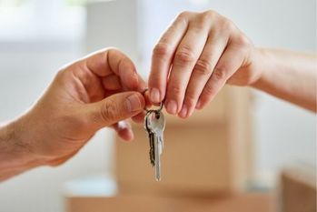 収益物件のオーナーチェンジとは？メリットとデメリットを解説