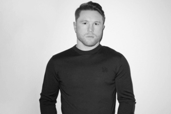 ４団体統一戦を控えるカネロ・アルバレスが「アミリ」のブランド・アンバサダーに就任