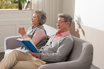 シニア世帯の平均貯蓄額はいくら？