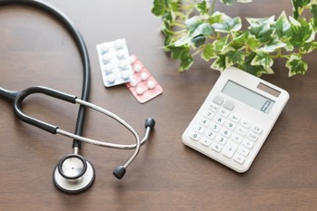 医療費控除とセルフメディケーション税制の3つの違いを解説