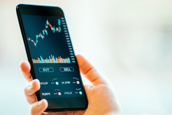 PayPay証券で取引する際の手数料はいくら？どんな商品に投資できるかも詳しく解説