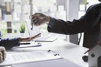 サブリースとは？仕組みやメリット・デメリットをわかりやすく解説