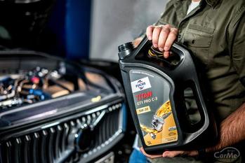 【輸入車オーナーお役立ち情報】上位規格品がクルマに適合するとは限らない！？ACEA規格、API規格とは？カーメーカー認証とは？