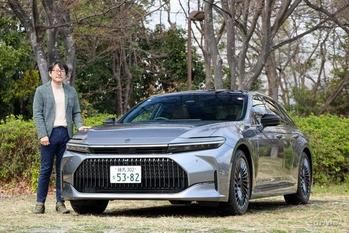 後席の人向けの便利な機能を数多くそろえるトヨタ「クラウン(セダン)」のユーティリティを紹介！【プロ徹底解説】