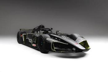 最高速277km/h、600kWの衝撃。Jaguar次世代EVレーサーを公開