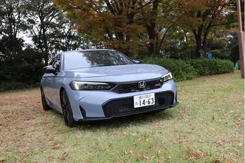ホンダ「シビック」をプロが試乗レビュー　最も人気のあるMT仕様「RS」の乗り味とは【プロ徹底解説】