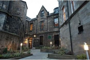 ブッキング・ドットコム、旅行の動機について調査　世界の旅行者の60%が、スリルとワクワクの体験に出会うことが旅行の大きな動機と回答