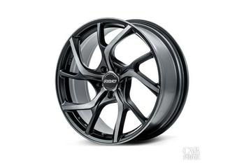 RAYS「VMF C-01プレミアム」新登場！トヨタ プリウス専用の特別カラーモデルが幅広い車種に適合