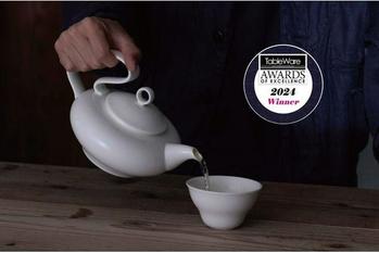 ボーンチャイナのNARUMI、食器の国際的なコンテストで最優秀賞を3年連続受賞！