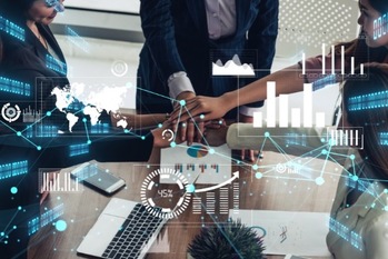 事業拡大とは？目的やタイミング、メリットとデメリットや成功事例を解説