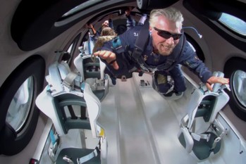 深海潜水艇事故の影響は？ヴァージンの宇宙旅行が本格スタート