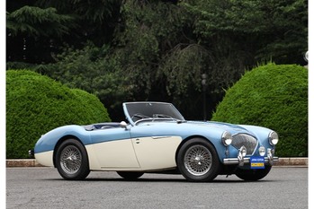 【20世紀名車】大人を魅了するスパルタンスポーツ、’56オースチン・ヒーレー100の華麗なる世界