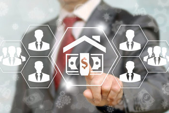 富裕層,人的ネットワーク