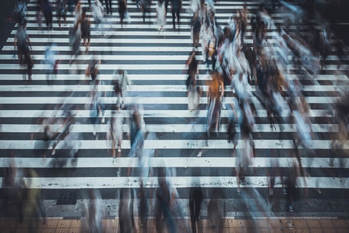 投資する30代が急増！新時代の日本人の投資スタイルと将来資産を大検証