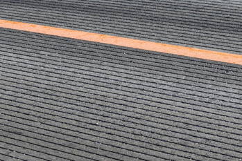 道路にある溝は何のため？