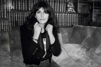 売上高３兆円の最高峰ブランド「シャネル」の後任人事はフィービーかエディか？