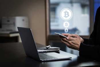 暗号資産の取引に税金はかかる？利益が発生するパターンや課税方法を紹介！