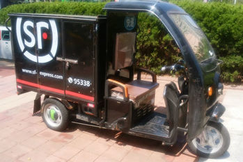 中国経済,物流,宅配