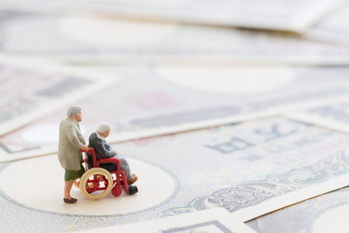 介護保険料引き上げ