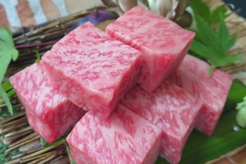 ステーキの「ペッパーフード」が5期ぶりに営業黒字に「アトム」も3期ぶり