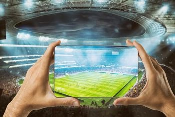 オンラインのライブ・スポーツ観戦の世界　中高年向けコンテンツも充実